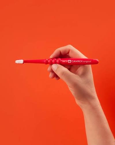 Curaprox Surgical Escova Dentes Mega Soft